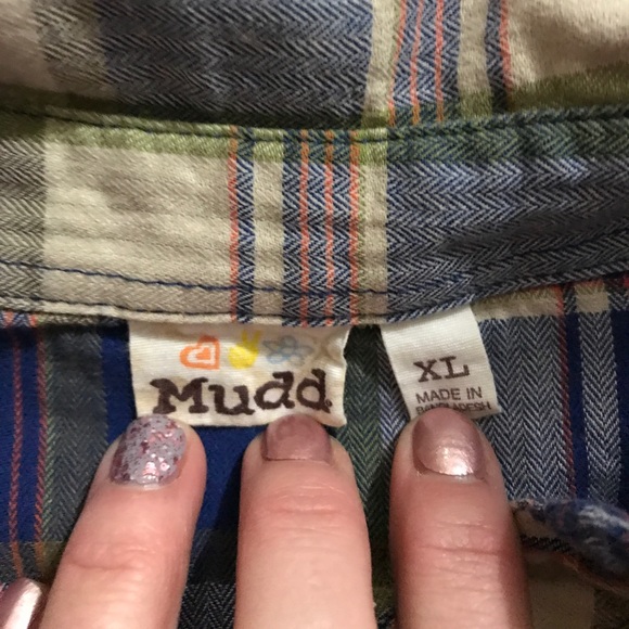 Mudd Button Top - Picture 4 of 4